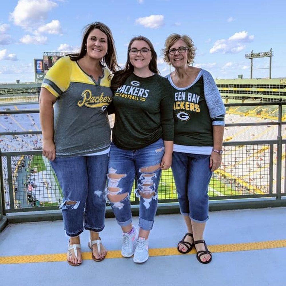 Meet your Posher, Lynne